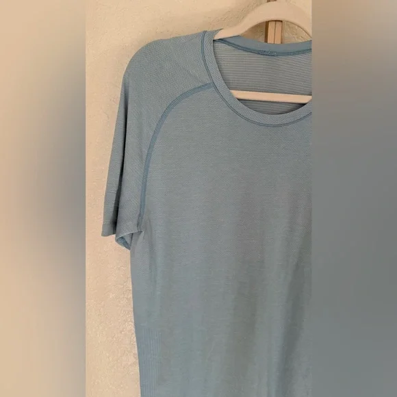 Lululemon Peroxide Breeze Blue Metal Vent Tech SS 2.0 Shirt – Men’s Size M - Picture 5 of 9